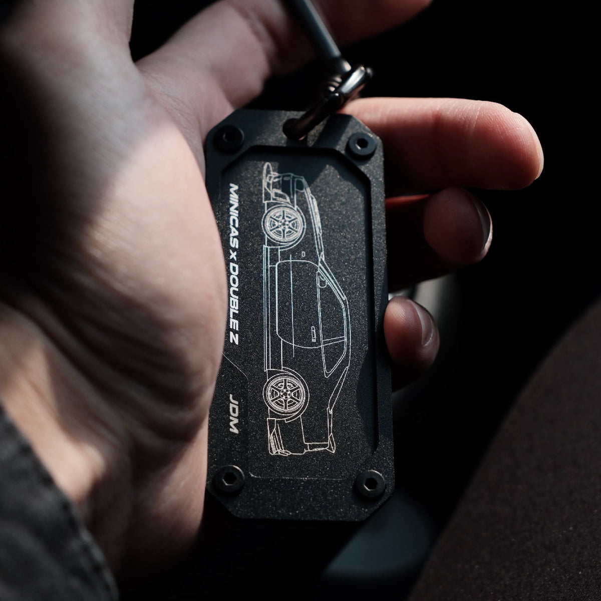 【CAR-TAG】金屬雷雕吊飾 GTR-R34款