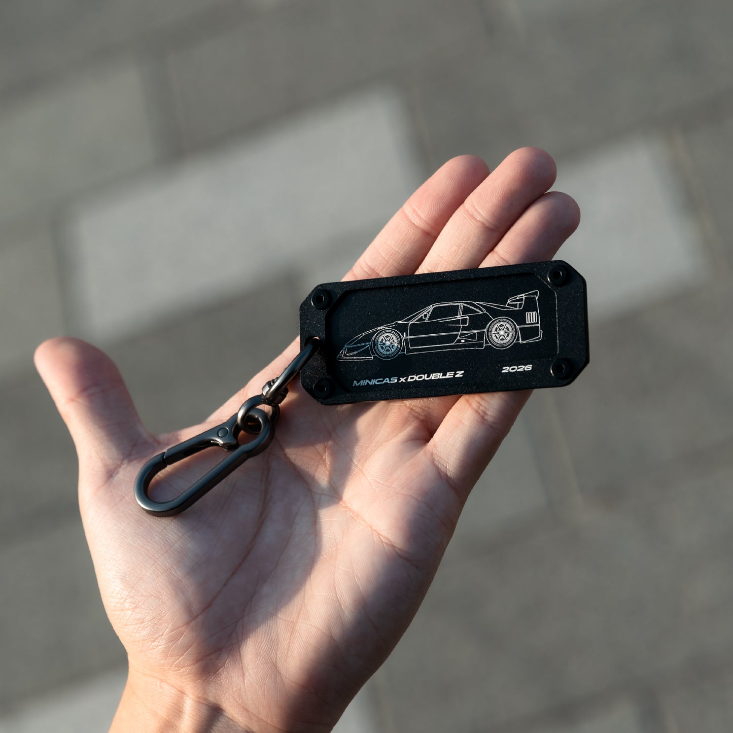 【CAR-TAG】金屬雷雕吊飾 F40款